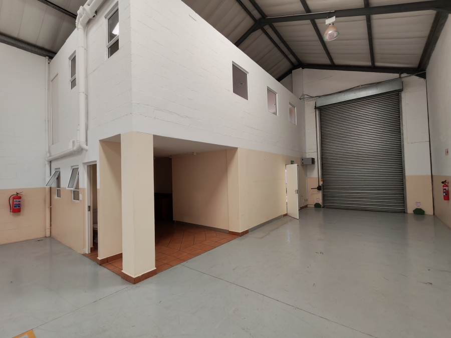 To Let Commercial Property for Rent in Asla Park Western Cape
